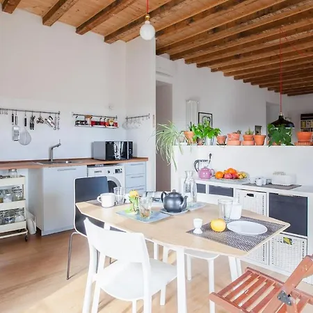 Plum Guide - Bass Drum Apartment Milan